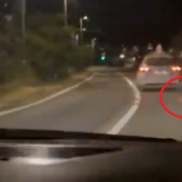 Iz policijskog vozila u pokretu izbačen je opušak cigarete. Usred sezone požara