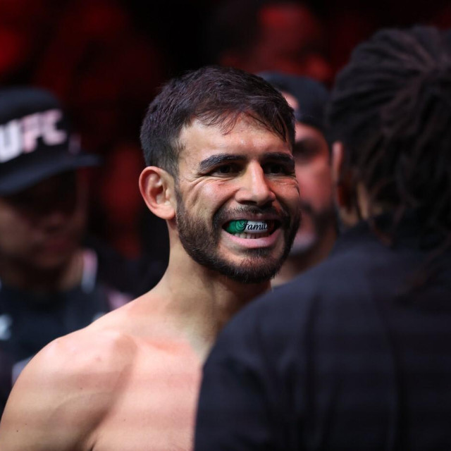 February 24, 2024, Mexico City, Distrito Federal, Mexico: Yair Rodriguez and Brian Ortega fight in the 5-round co-main event Featherweight bout at the Arena CDMX for UFC Fight Night - Mexico City on February 24, 2024 in Mexico City, Distrito Federal, Mexico. (Photo by Alejandro Salazar/AG Fight),Image: 850541608, License: Rights-managed, Restrictions:, Model Release: no, Credit line: Alejandro Salazar/Zuma Press/Profimedia