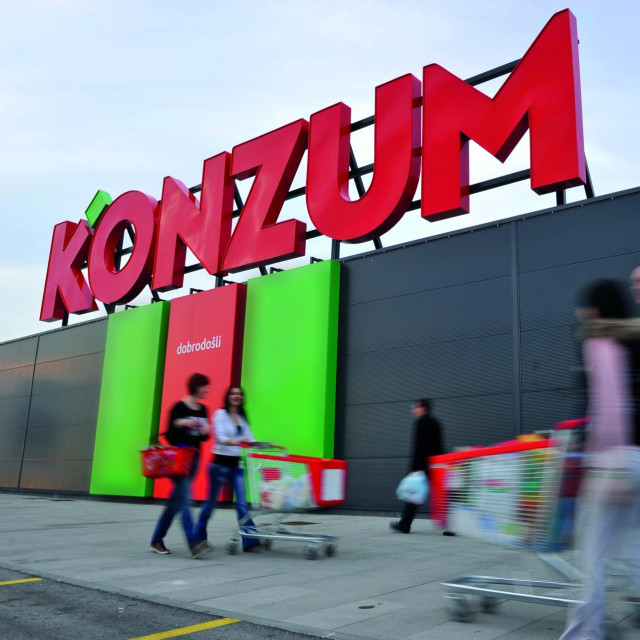Gotovo deset godina nakon otvaranja postupka izvanredne uprave u bivšem Agrokoru i današnjem Konzumu plus, maloprodaja Fortenova grupe, nasljednika Agrokora, i dalje je među 250 najvećih trgovačkih lanaca na svijetu, ali uz pad s 173. na 221.mjesto.