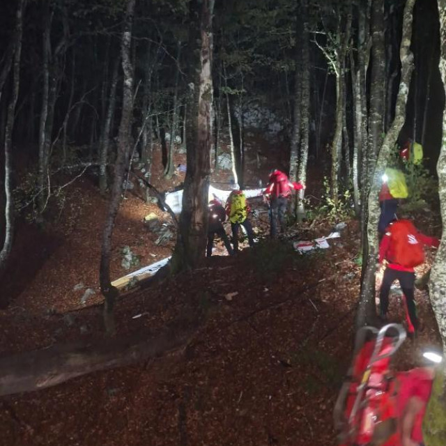 HGSS pronašao nestali zrakoplov na području Paklenice