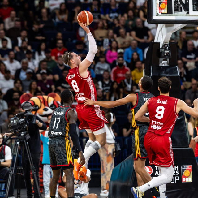 Mario Hezonja