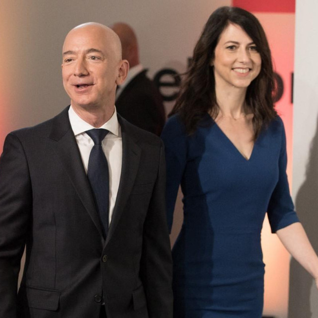 Jeff Bezos i MacKenzie Scott