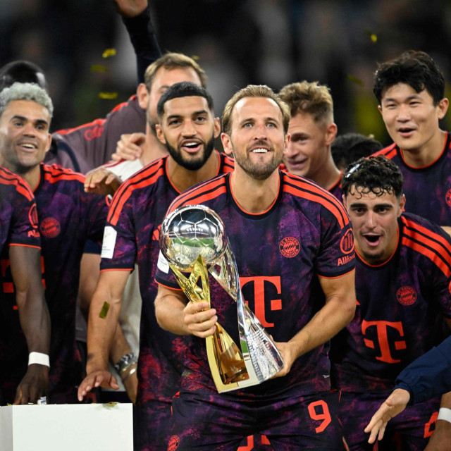 Harry Kane (33) je na startu treće sezone u Bayernu došao do petog trofeja nakon što u prethodnih 13 svoje profesionalne karijere nije osvojio nijedan