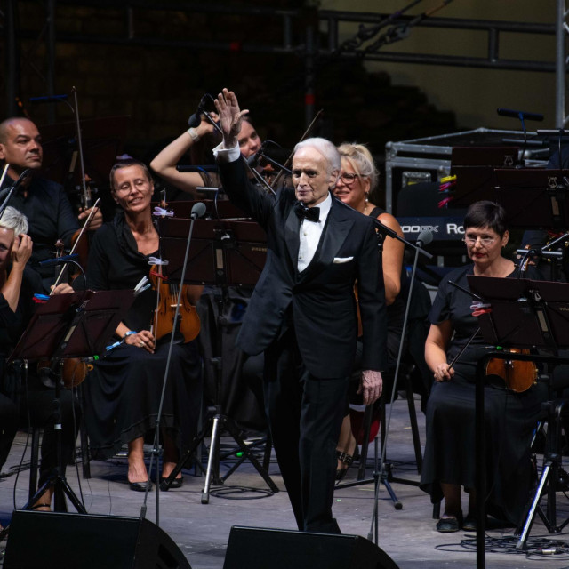 José Carreras pripada samom vrhu operne scene, a proslavio se interpretacijama Verdijevih i Puccinijevih opera