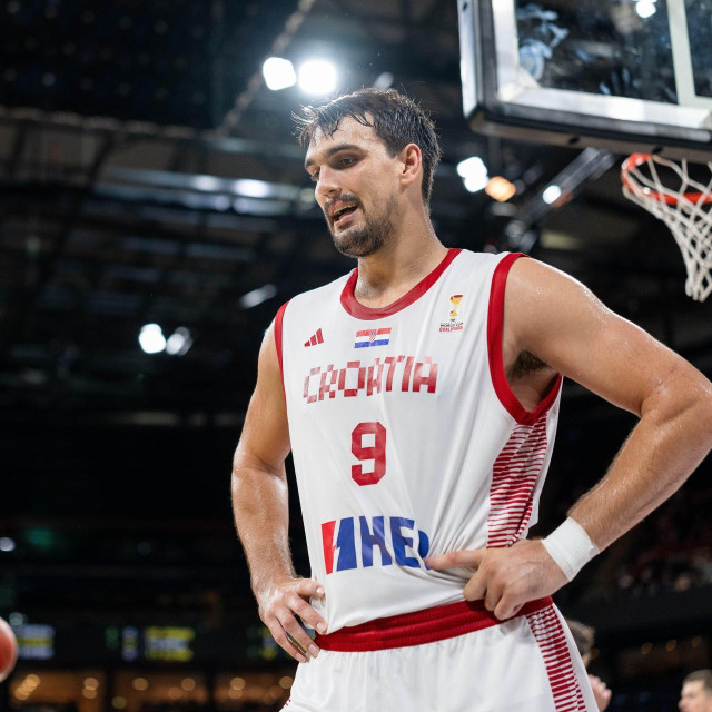 Dario Šarić je i na turniru u Hamburgu pokazao da ”u svići još ima ulja”, ali i da još uvijek nije potpuno spreman