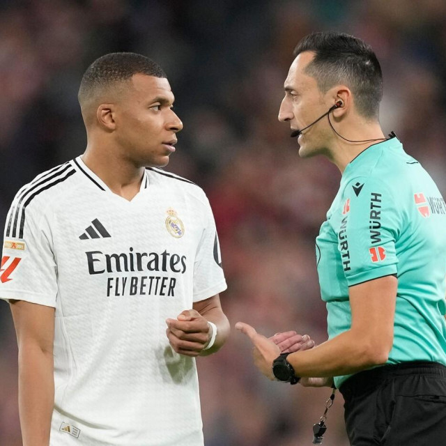 Jose Maria Sanchez Martinez i Kylian Mbappe