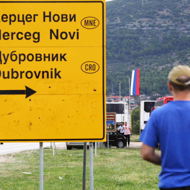 Dubrovnik radnike nalazi preko granice...