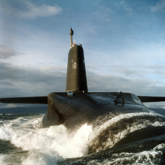 Britanska podmornica HMS Vanguard