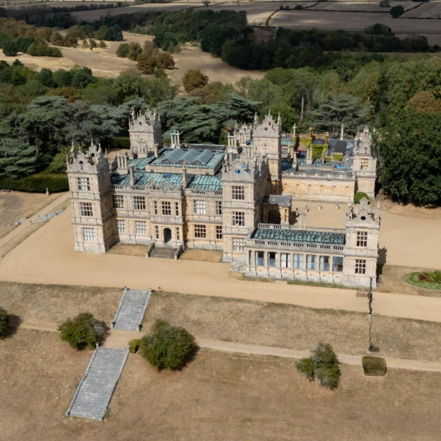 Dvorac koji je ‘glumio‘ Wayne Manor u filmu ‘Batman‘ neslavno propada