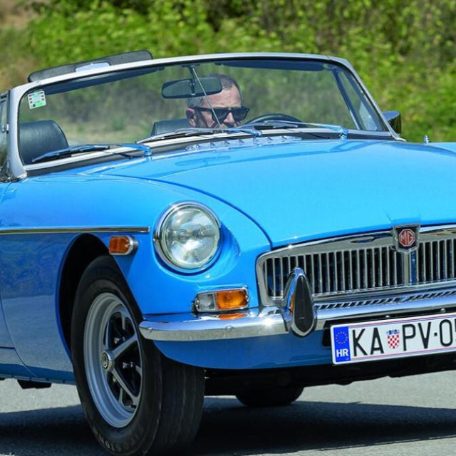 Oldtimer MGB
 