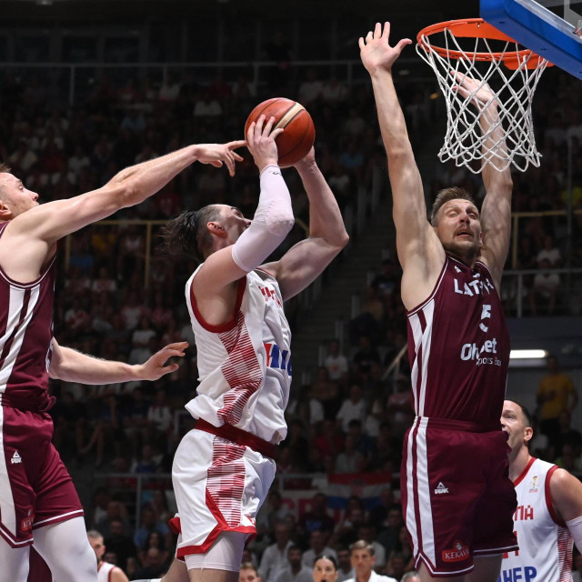 Mario Hezonja u skoku