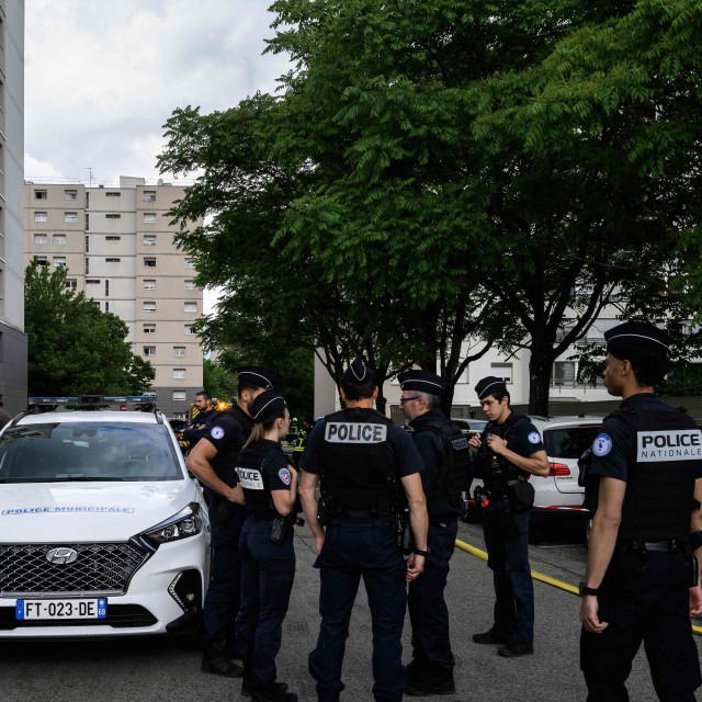Francuska policija, ilustracija