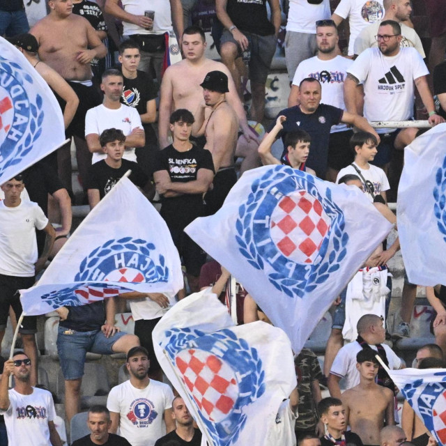 Nogometna utakmica 5. kola SuperSport HNL-a, HNK Hajduk - NK Lokomotiva, navijači Hajduka.
 