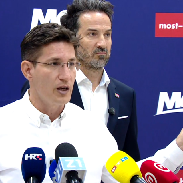 Zvonimir Troskot i Marin Miletić na press konferenciji
