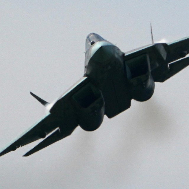 Ruski borbeni avion pete generacije Su-57 (snimljen 2020.)