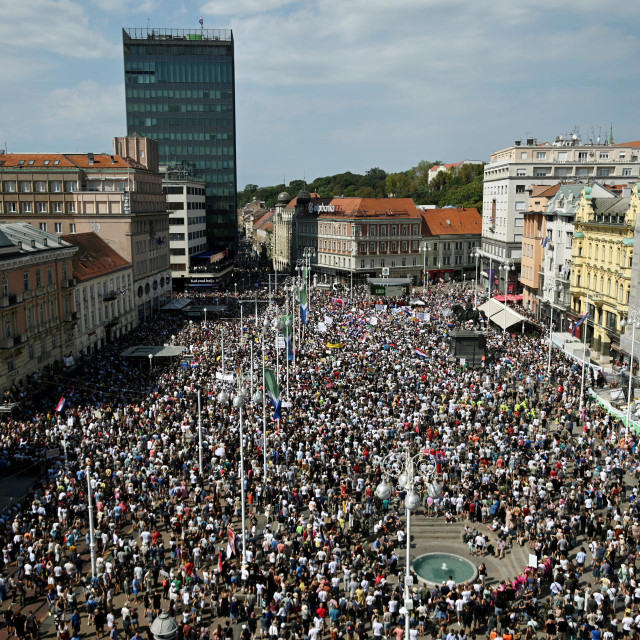 Prosvjed ‘Hodaj za Liku, hodaj za Hrvatsku‘