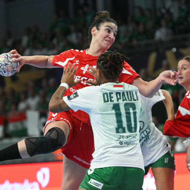 Tina Barišić na utakmici Podravke i Györa
 