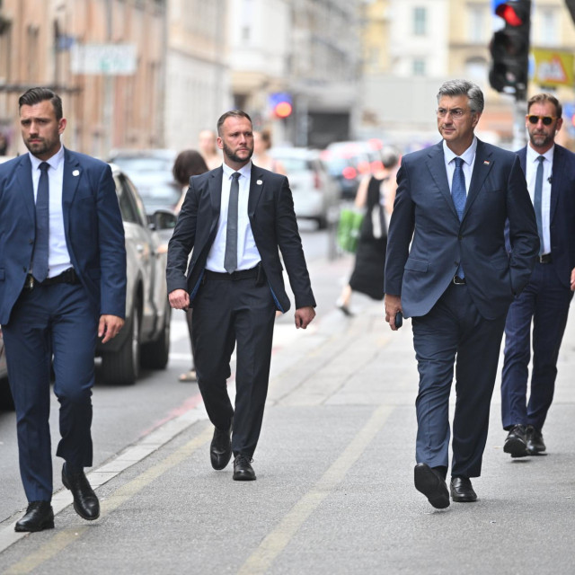 Zajednička sjednica Predsjedništva i Nacionalnog odbora HDZ-a
 