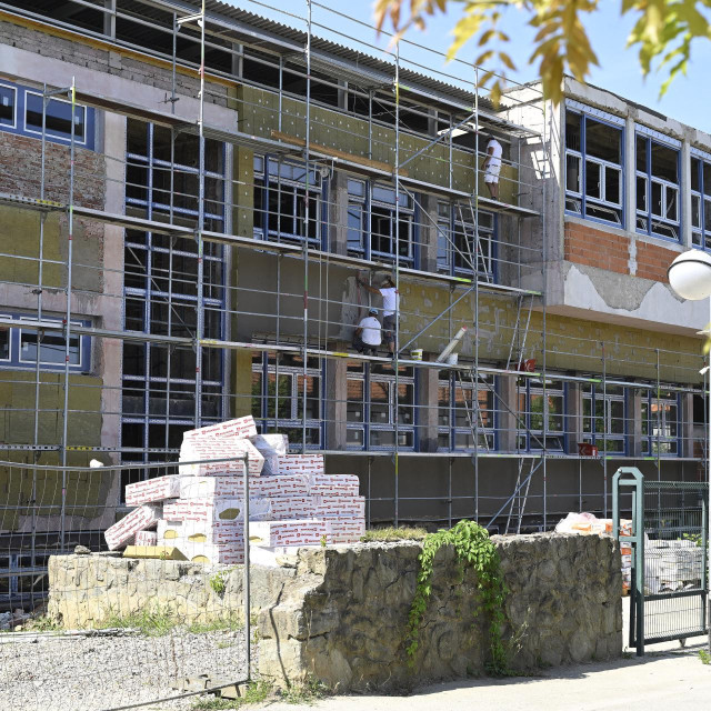 Radovi na obnovi škole u Mesićevoj 35