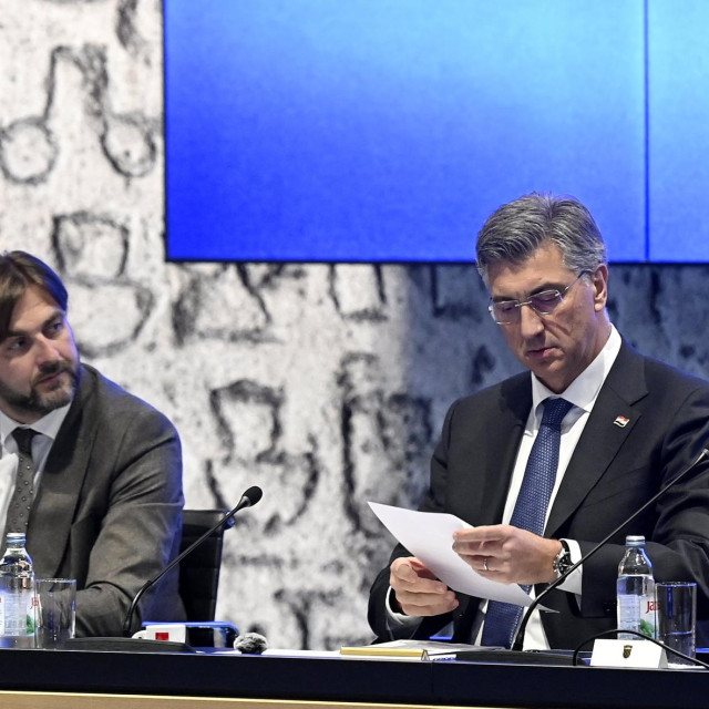Ministar financija Tomislav Ćorić i premijer Andrej Plenković
