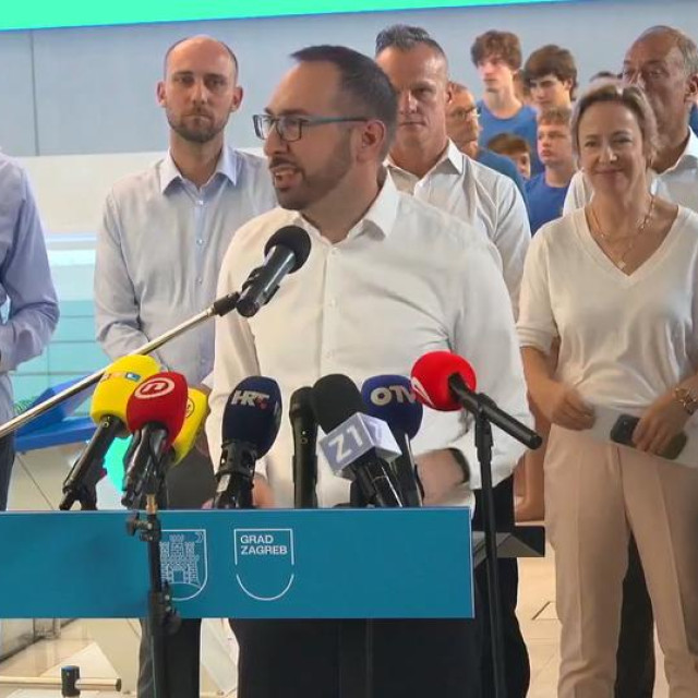 Otvorenje bazena u Španskom