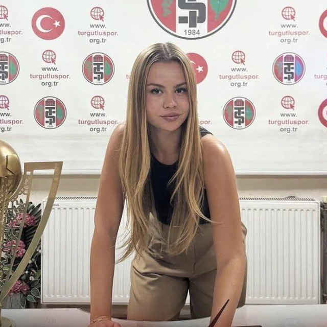 22-godišnja Zeynep Mestan postala je prva žena na trenerskoj klupi u povijesti Turgutluspora