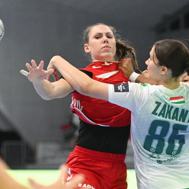 Dejana Milosavljević na utakmici Podravke i Györa
 