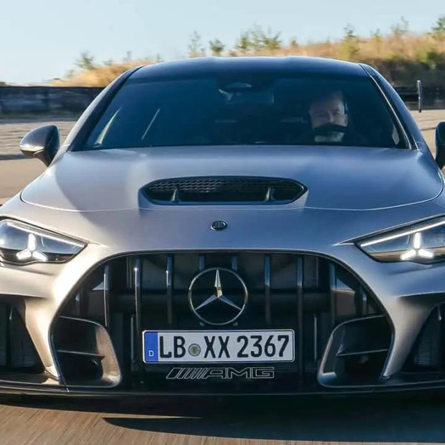 Mercedes-AMG CLE 646