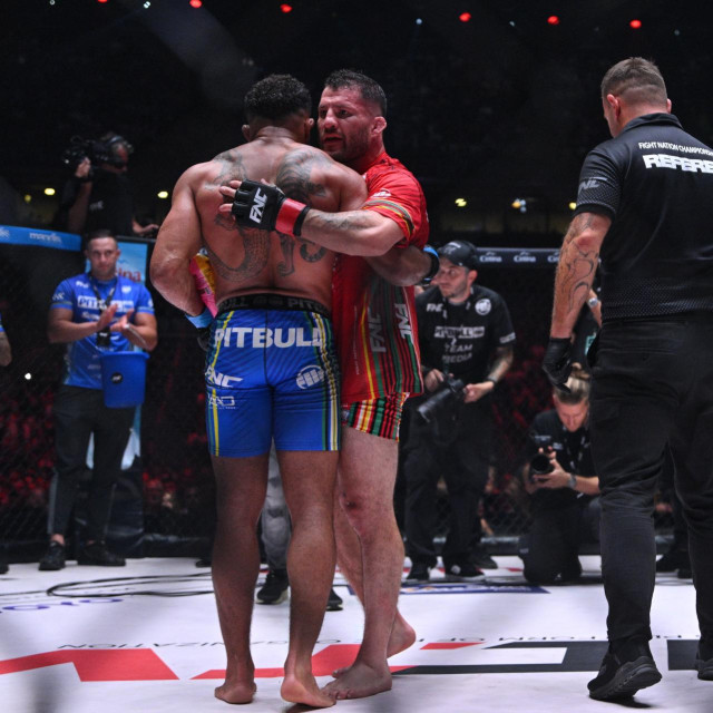 Francisco Barrio vs. Fabiano Silva