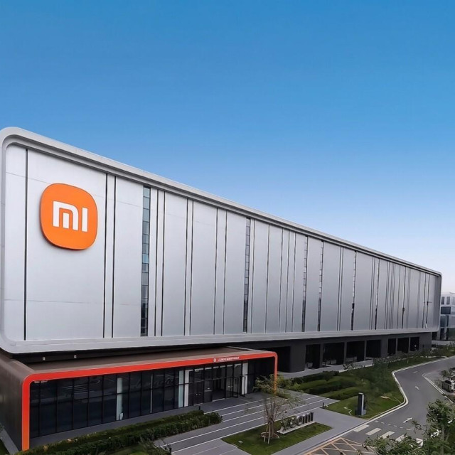 S više od 500 milijuna isporučenih uređaja korisnicima diljem svijeta, REDMI Note serija kroz generacije ostaje vjerna svojoj filozofiji „vrhunski proizvod dostupan svima, vrhunska kvaliteta u svakom proizvodu”.