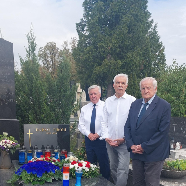 Stjepan Merkaš, Mladen Veriš i Zorislav Srebrić (s lijeva)