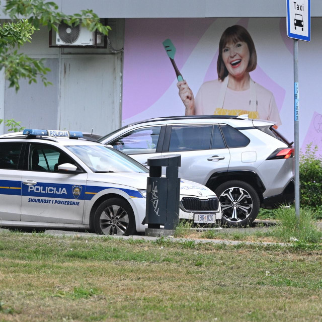 Policija, Ilustracija