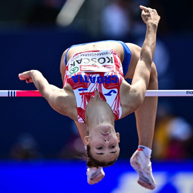 Jana Koščak je na Europskom prvenstvu u Birminghamu preskočila 183 cm u vis, ali i odustala od sedmoboja nakon treće disicipline