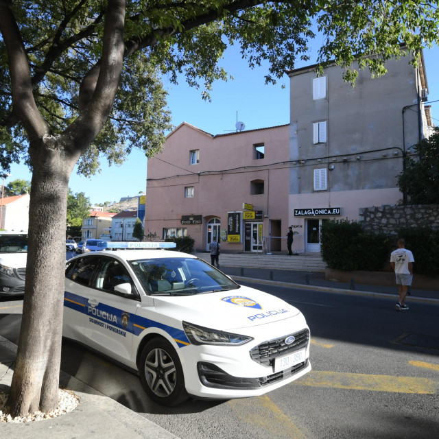U apartmanu u Šibeniku noćas je došlo do tragedije
