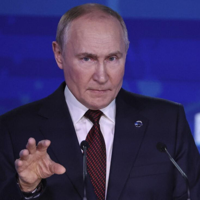 Vladimir Putin za zasjedanbju kluba Valdaj u studenom 2024.