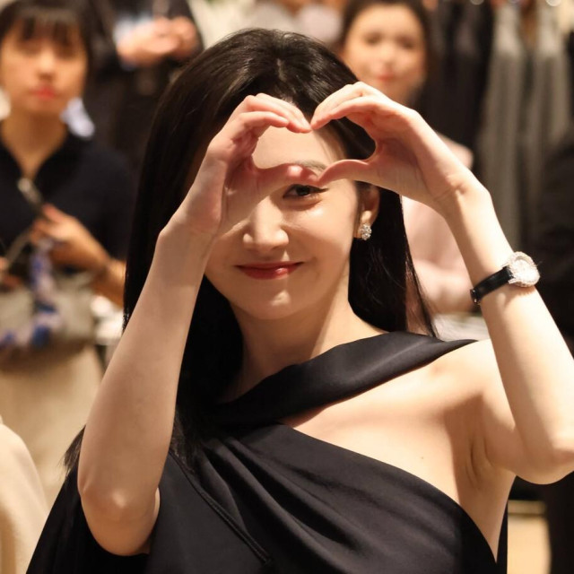 Sally Jing Tian