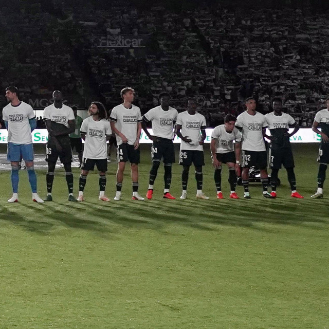 Igrači Real Madrida s majicama podrške Ceuti