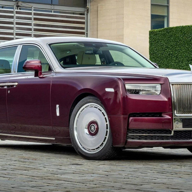Rolls Royce Phantom Hummingbird
