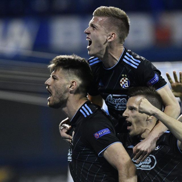 Bila je to ‘malo‘ drugačija momčad koju je vodio Nenad Bjelica (na slici Bruno Petković, Dani Olmo i Damian Kadzior)