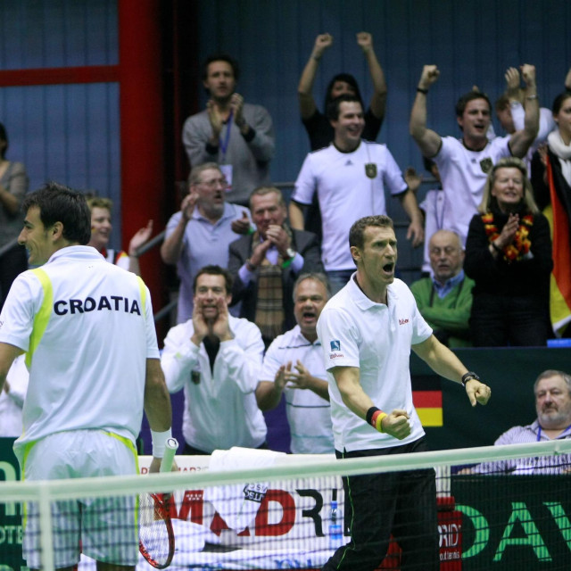 Razočarani Ivan Dodig i slavlje njemačkog izbornika Patrika Kühnena u zagrebačkom Domu sportova 2011.
