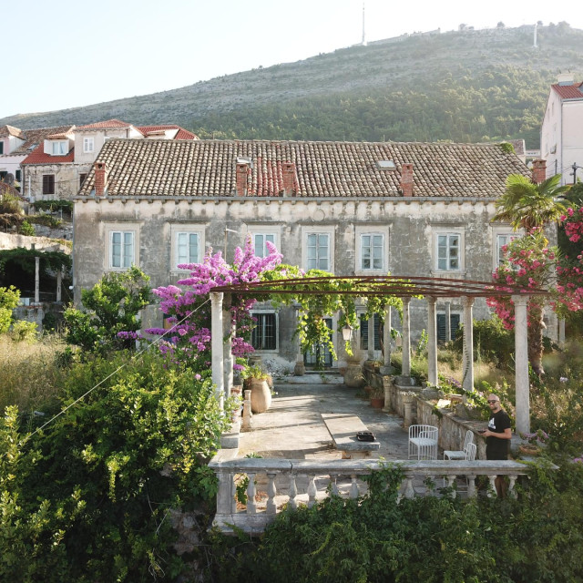 Vila Giorgi Bona (Nikšić) na Pilama