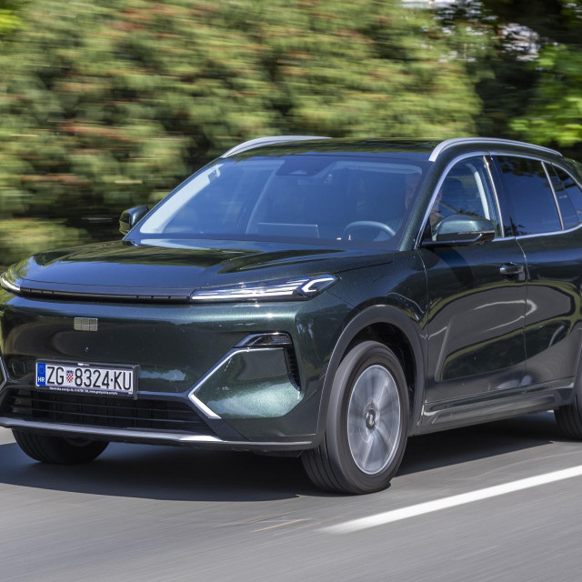 Geely Starray EM-i Max