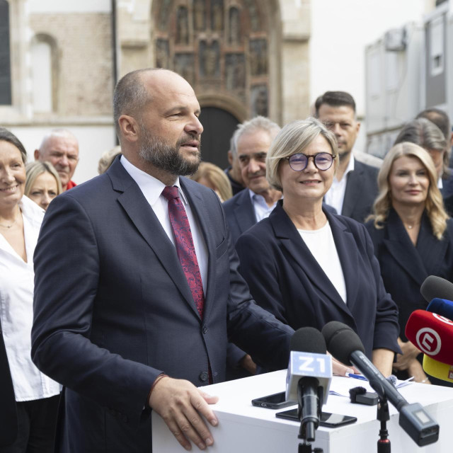 Na Markovu trgu lideri SDP-a i platforme Možemo! predstavili su planove za pregovore o izradi izbornog programa 