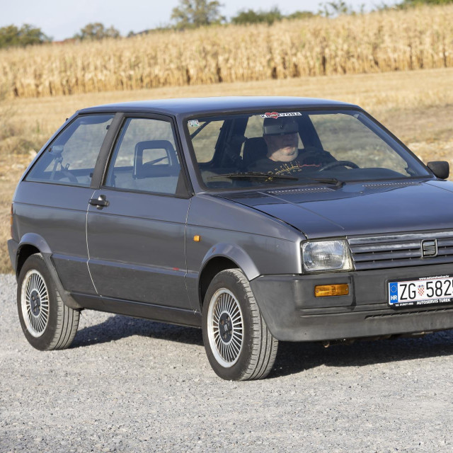 seat naslovna