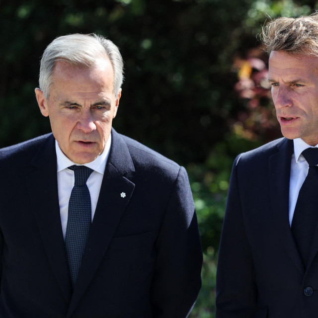 Mark Carney, Emmanuel Macron