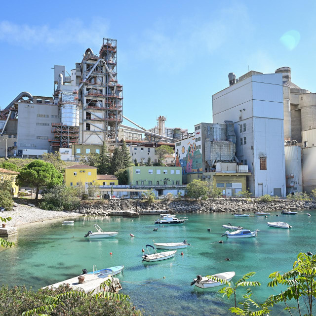 Cementara Holcim u Koromačnu