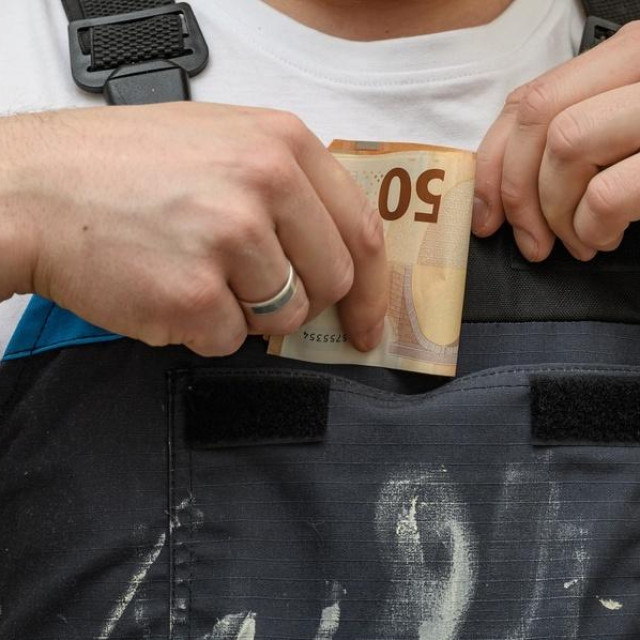 Serviser je neugodno iznenadio staricu višestruko većim računom od očekivanoga