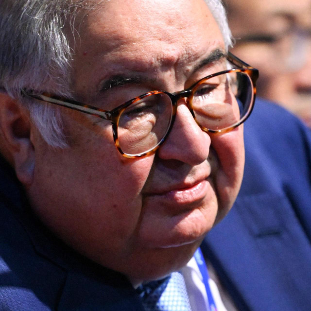  Alisher Usmanov