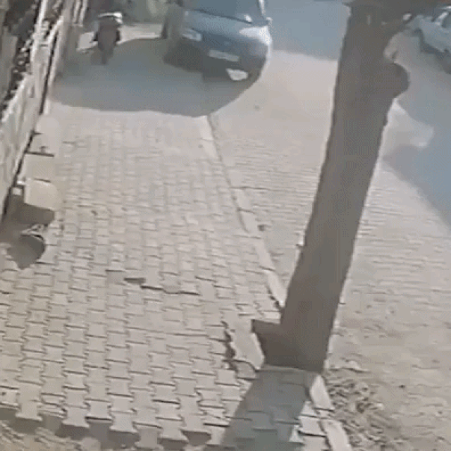 Napadač snimljen na nadzornoj kameri