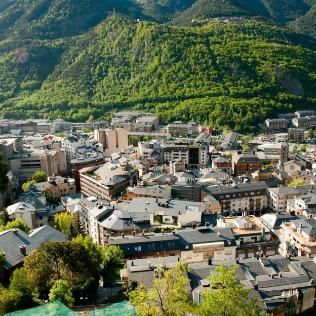 Panorama Andorra la Velle, glavnog grada Andore
